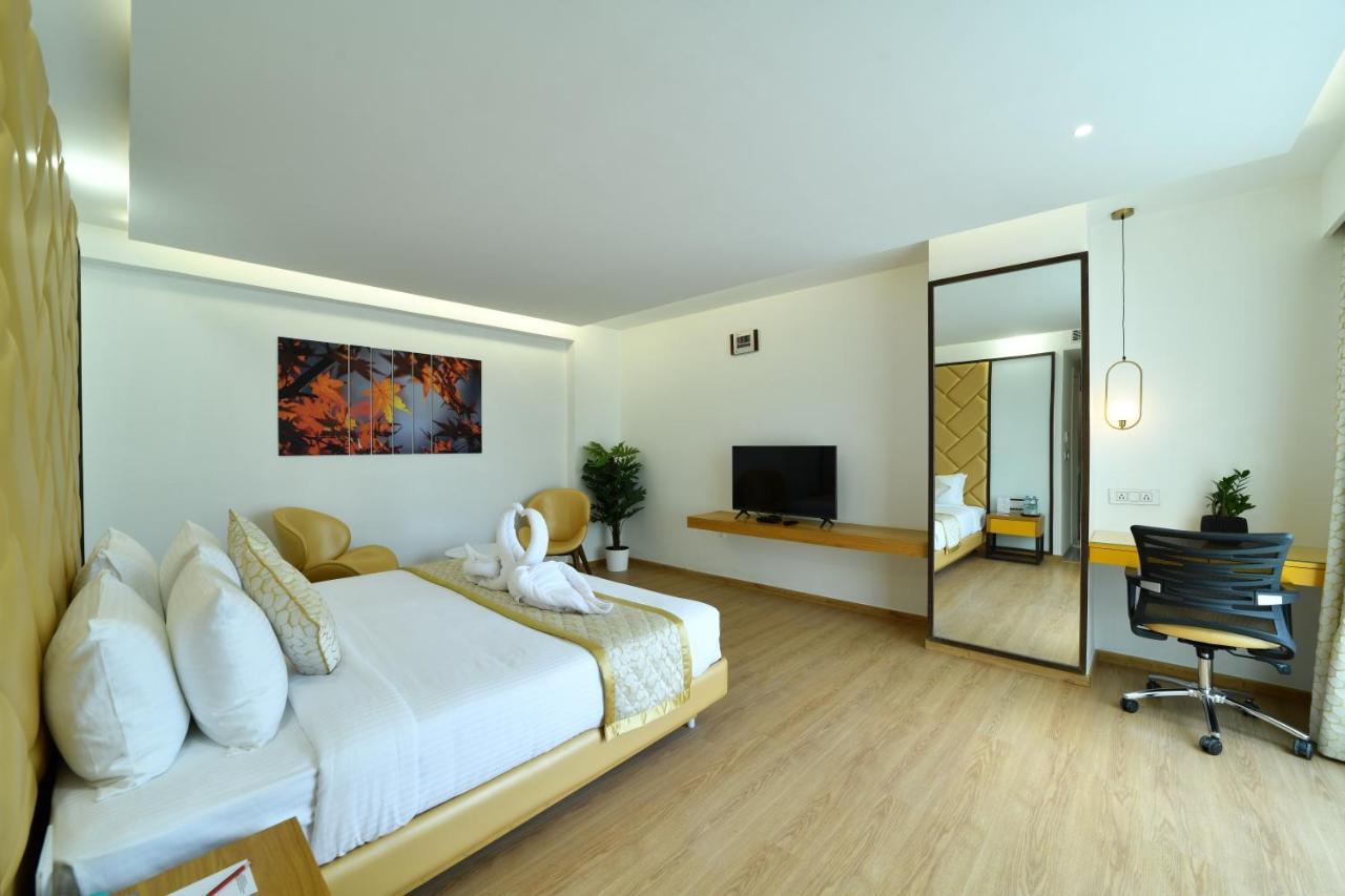 The President Hotel, Kumarapark Bangalore Extérieur photo