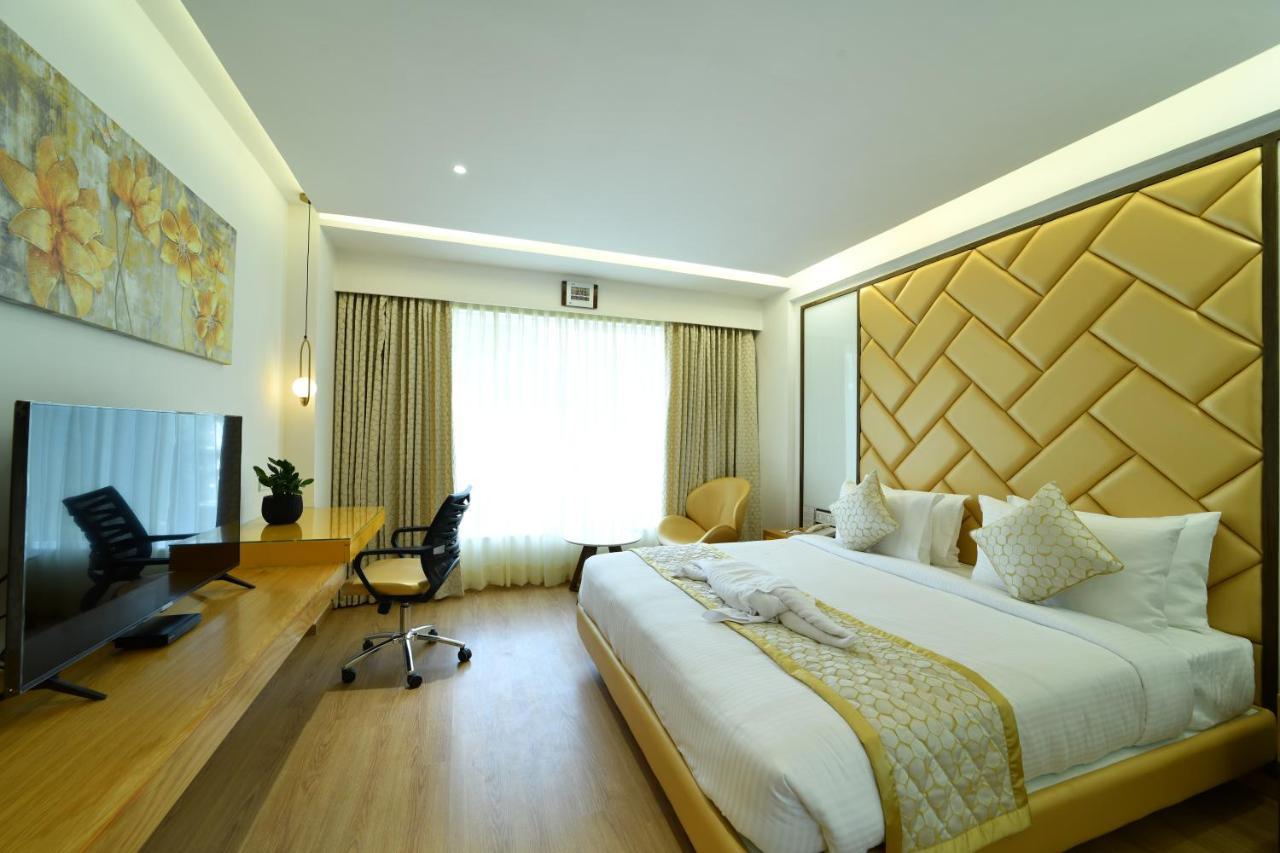 The President Hotel, Kumarapark Bangalore Extérieur photo